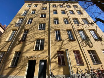 Modernisierter Altbau zu 100% vermietet in absoluter Top-Lage, 10179 Berlin, Mehrfamilienhaus