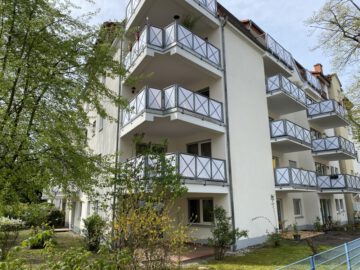 Tolle Gartenwohnung mit Terrasse und Stellplatz in idyllischer Kulisse *3 Zimmer möglich*, 13158 Berlin, Erdgeschosswohnung