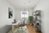 3-Zimmer-Komfort mit Balkon, TG-Stellplatz & moderner Küche – Baujahr 2002 ✨ - Büro_VS
