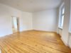 Top Kapitalanlage: Mehrfamilienhaus mit 4 Wohneinheiten auf großem Grundstück * 1 Leerwohnung* - Wohnzimmer