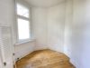 Top Kapitalanlage: Mehrfamilienhaus mit 4 Wohneinheiten auf großem Grundstück * 1 Leerwohnung* - Erker