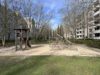Frisch renoviert bezugsfrei - DG-Wohnung Aufzug - Spielplatz