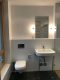 Exklusiv: Penthouse-Maisonette-Wohnung mit Blick auf die Spree *3 Balkone**Fußbodenheizung* - Badezimmer1.png